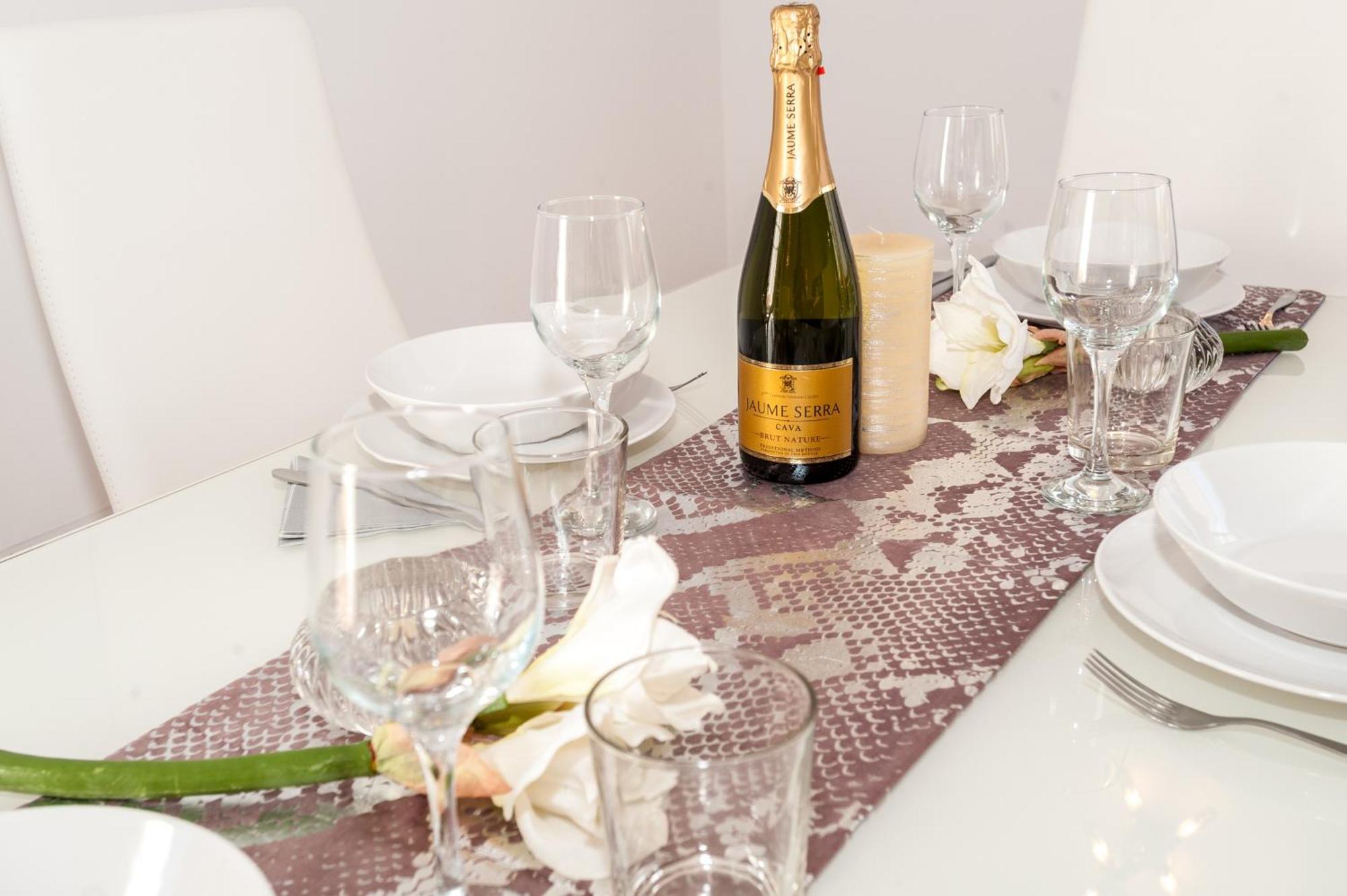 Villa Vanesa Luxury Private Villa With A Heated Pool, 4 Bedrooms And 4 Bathrooms Costa Adeje  Bagian luar foto