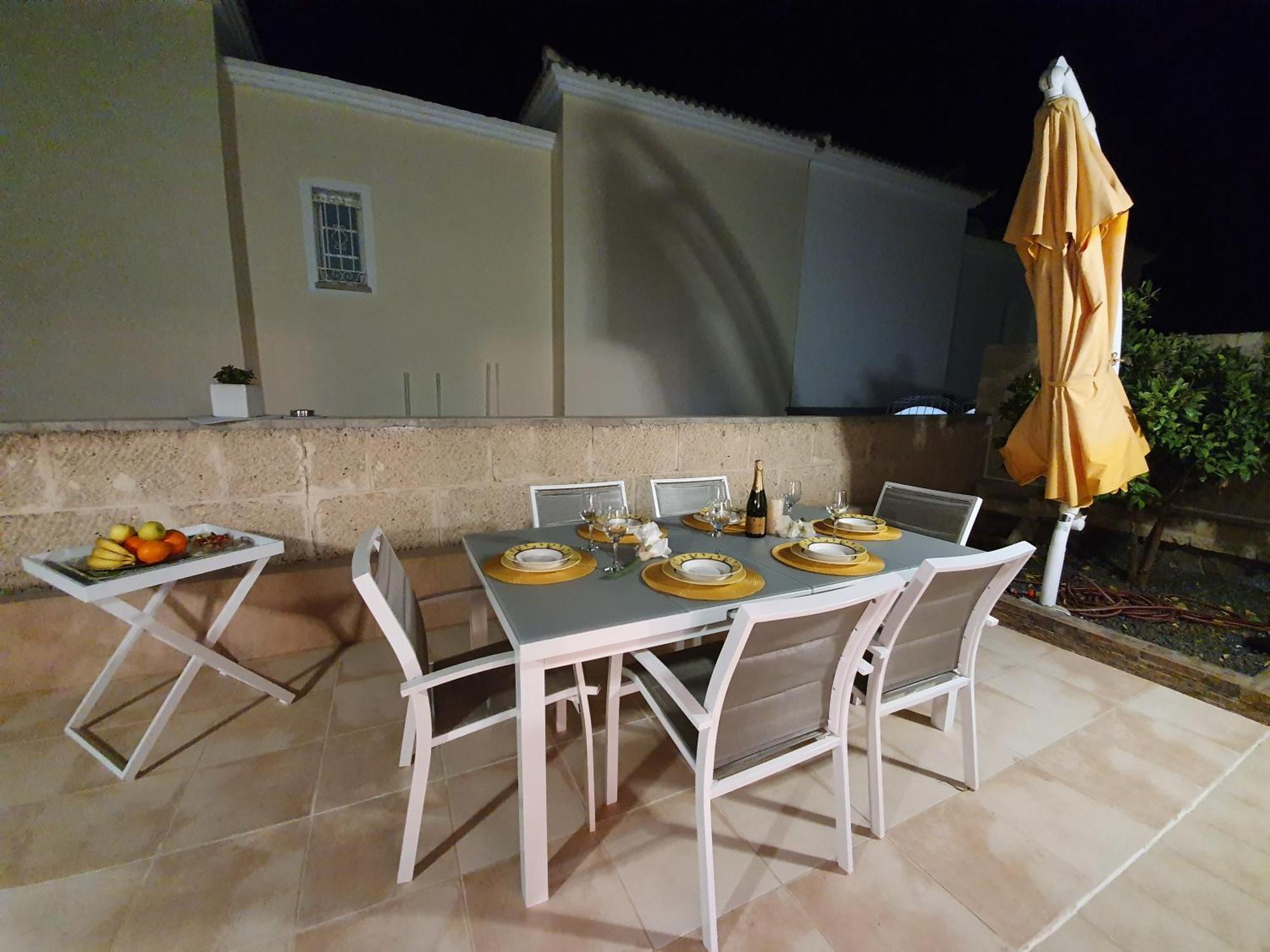 Villa Vanesa Luxury Private Villa With A Heated Pool, 4 Bedrooms And 4 Bathrooms Costa Adeje  Bagian luar foto