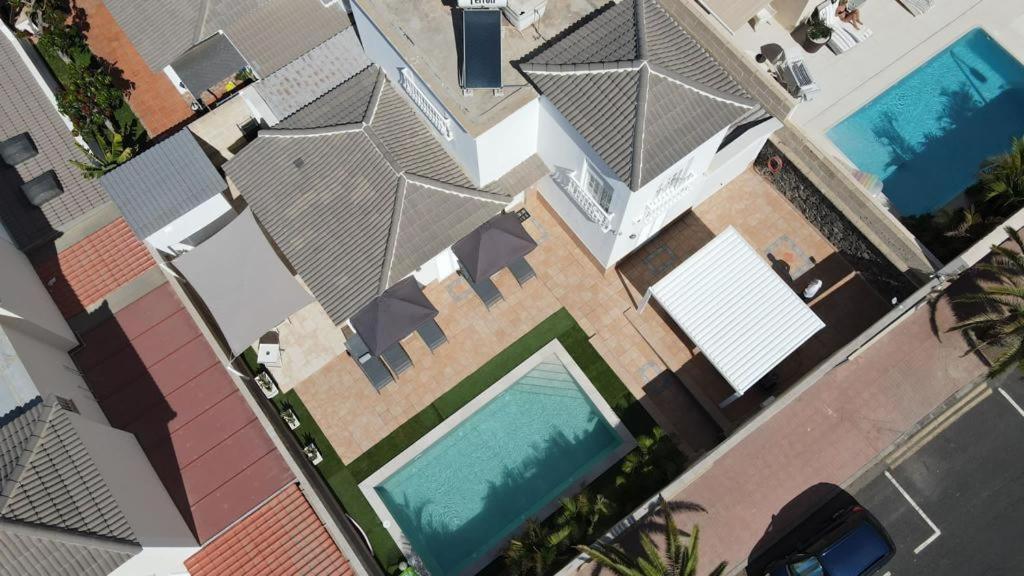 Villa Vanesa Luxury Private Villa With A Heated Pool, 4 Bedrooms And 4 Bathrooms Costa Adeje  Bagian luar foto