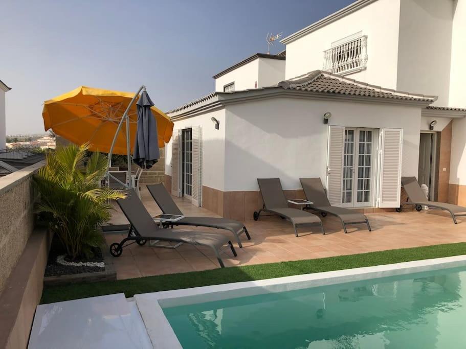 Villa Vanesa Luxury Private Villa With A Heated Pool, 4 Bedrooms And 4 Bathrooms Costa Adeje  Bagian luar foto